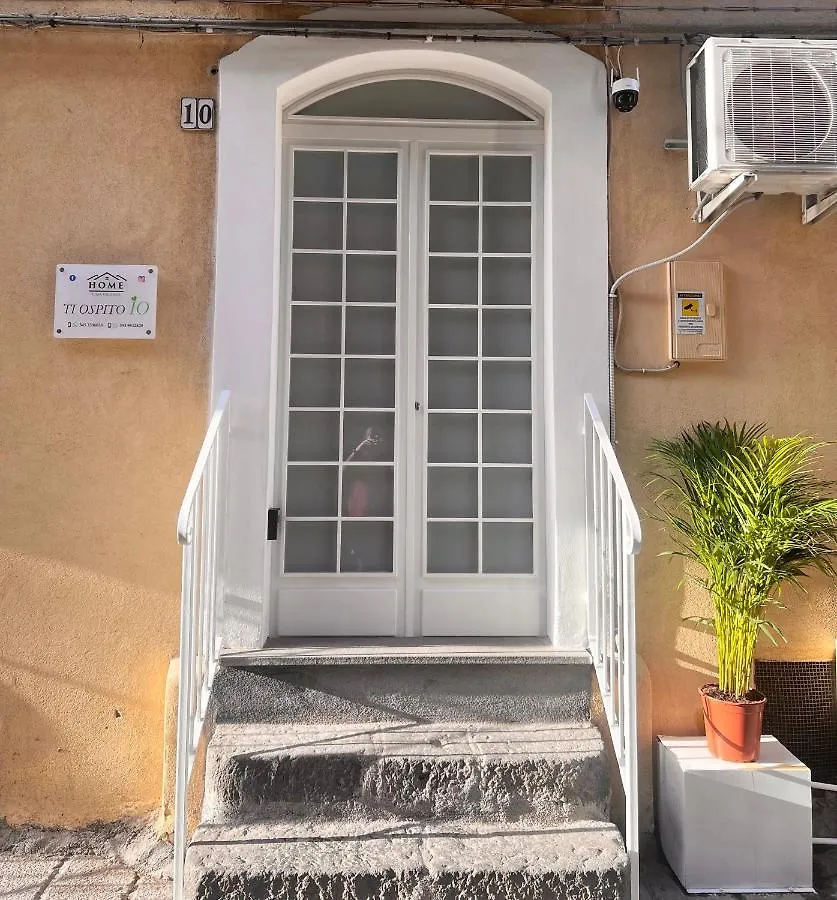 Casa Vacanza Ti Ospito Io Catania 0*,  Italy